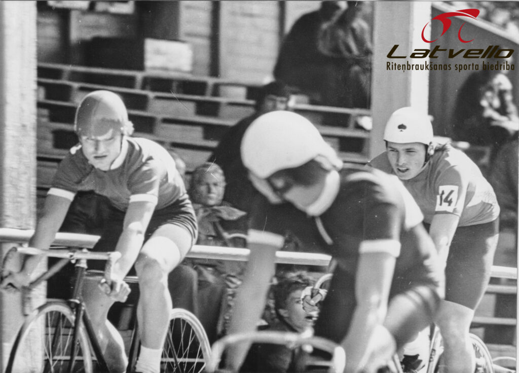Latvija,Sporta biedrības "Marss" velotreks, no kreisās -Andis Lejiņš.1970.gadi.