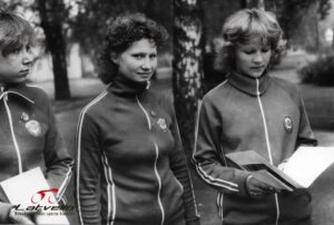 No kreisās. Ingūna Putniņa, LaimaZilporite(Lietuva)Laima Baužite